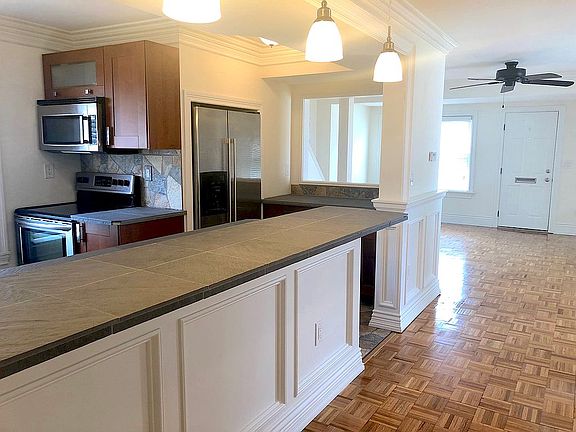 Breakfast Bar