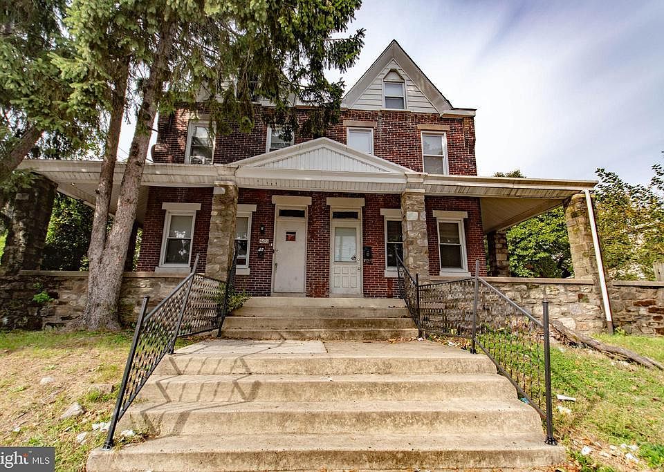 1st image of 6402 Oxford Ave