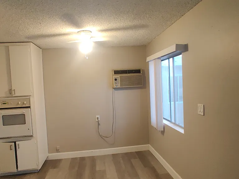9319 Washburn Rd #10 — Photo 7