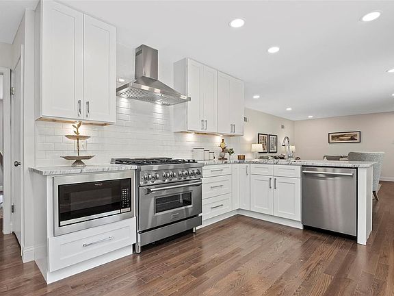 5th image of 10209 Lylewood Dr