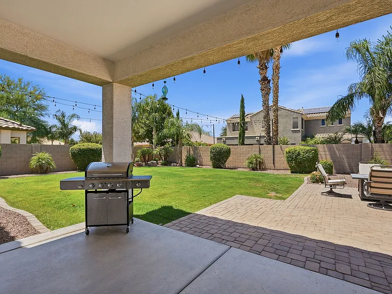 1846 E Merlot St — Photo 16