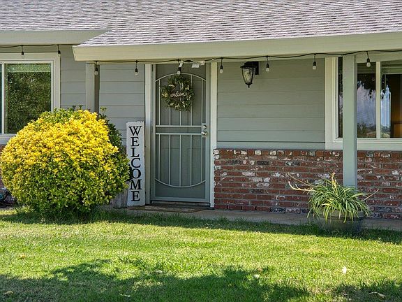 2nd image of 3641 Catlett Rd