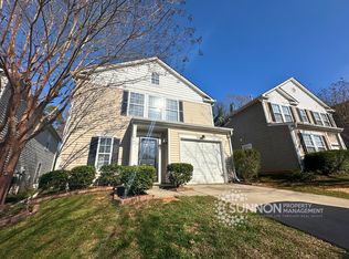 1424 Prairie Valley Dr, Charlotte, NC 28269