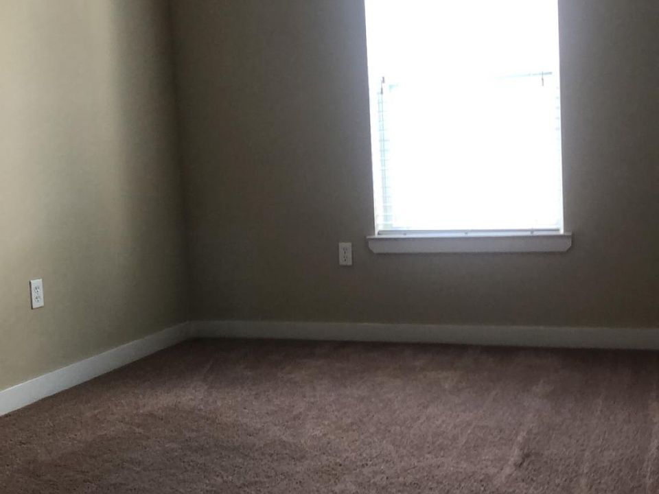 2nd image of 2790 Lavender St
