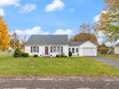 1404 Summit Dr, Newark, NY, 14513