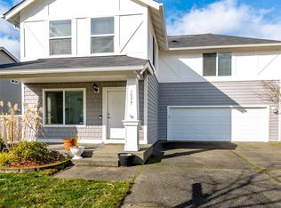 1577 Sinclair Dr, Dupont, WA 98327