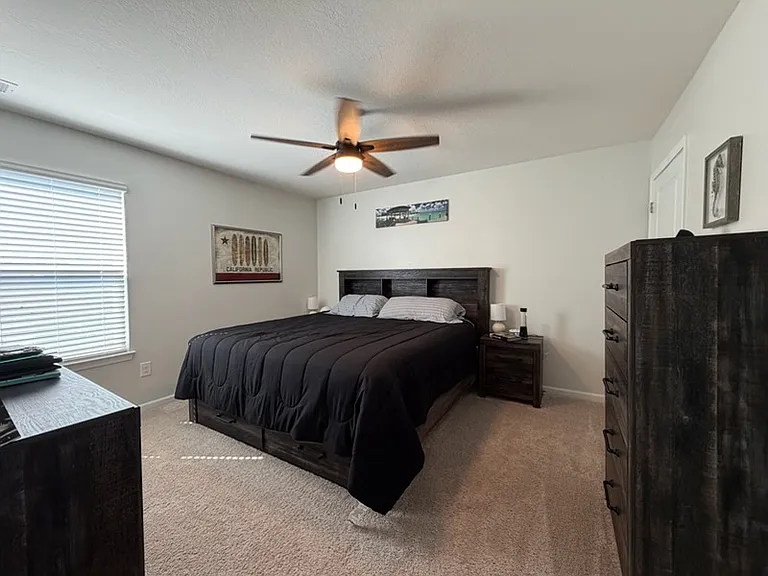 1049 Greenway Dr — Photo 14