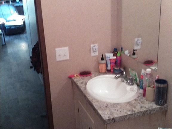 5th image of 15996 133rd St