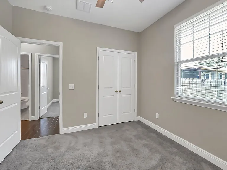 2676 New Haven Blvd — Photo 46