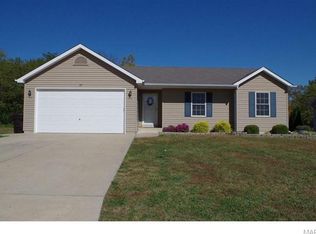 27 Bucktail Dr, Troy, MO 63379