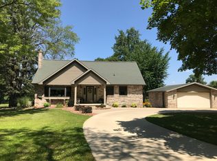 3107 E Northport Rd, Rome City, IN 46784