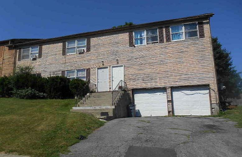 1st image of 34 Williamsburg Dr