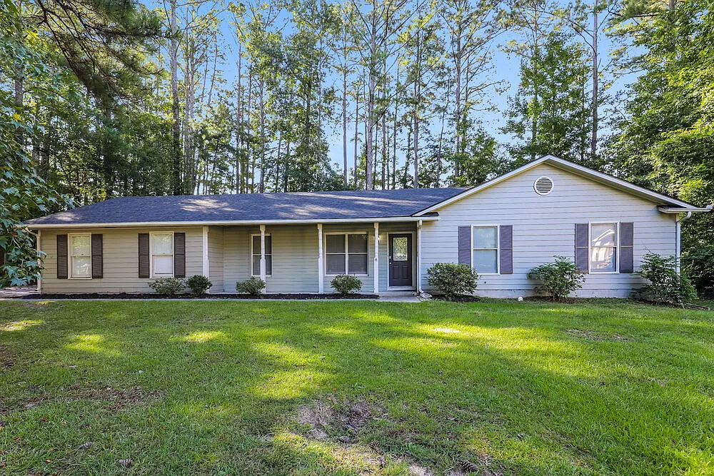3 bed, 2.0 bath, 1504 sqft, $1,755 — Photo 1