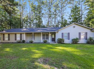 1061 Lost Ct, Hampton, GA 30228
