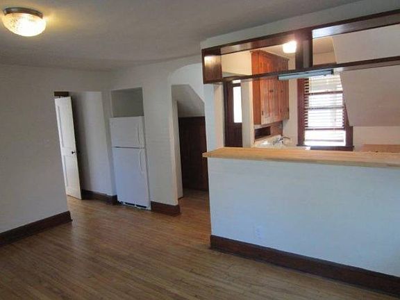 5th image of 1710 2nd Ave N #2