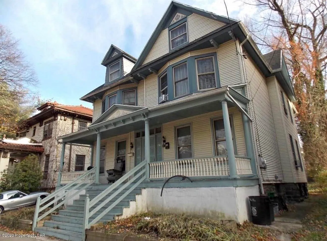 5 bed, 2.5 bath, $2,500 — Photo 1