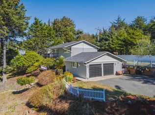 52 SW 95th St, South Beach, OR 97366
