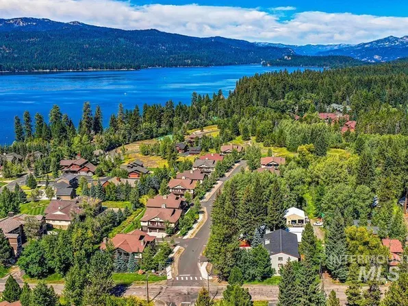 601 Hemlock St #3, McCall, ID 83638