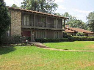 704 Albemarle Rd, Marshall, TX 75672