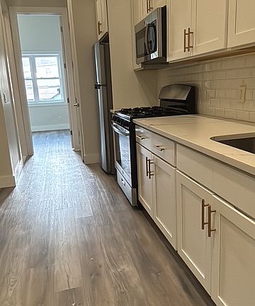 5th image of 204 Paterson Plank Rd #2