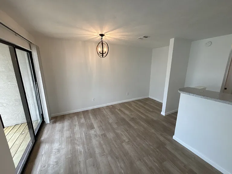 1339 Airport Dr #H9 — Photo 15