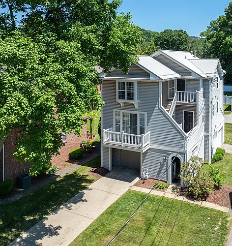 33 Marion St Photo 1