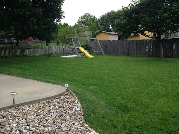 3rd image of 12831 Josephine St