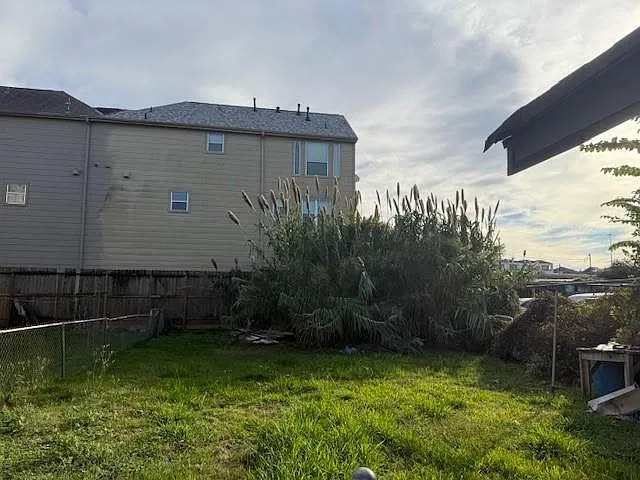 1 bed, 1.0 bath, 576 sqft, $1,000 — Photo 2
