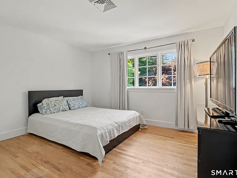 206 Dudley Rd — Photo 21