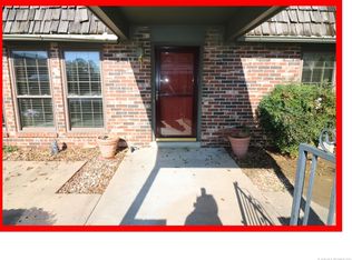 40 SE Shadowlake Dr #40, Bartlesville, OK 74006