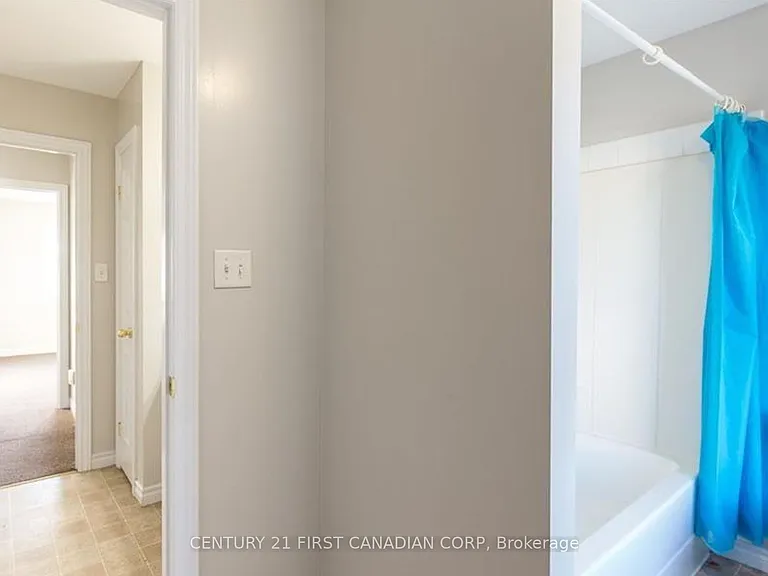 600 Sarnia Rd #47 — Photo 22