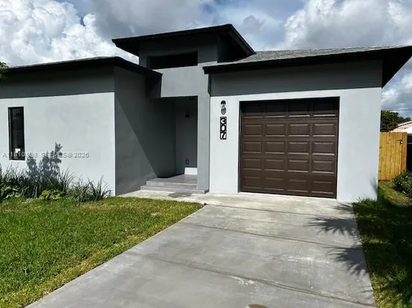 307 NW 28th Way, Fort Lauderdale, FL 33311