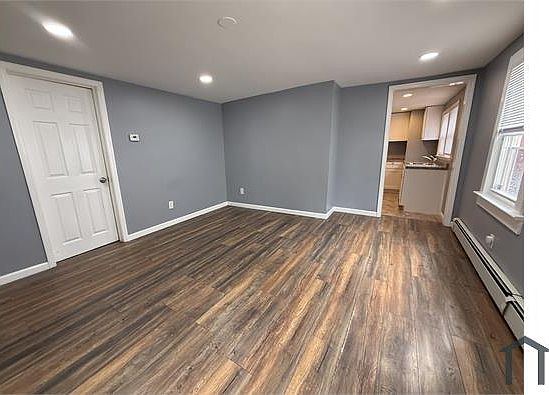 5th image of 306 Townsend St #1