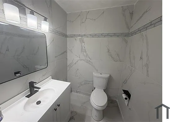 3 bed, 1598 sqft, $3,200 — Photo 2