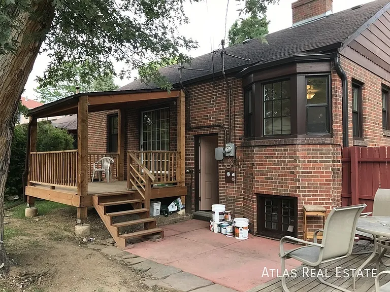 2233 S Saint Paul St — Photo 15
