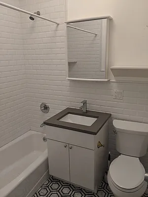 Rented by In Haus LLC | media 15