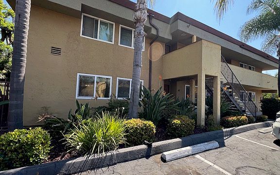 2nd image of 1737 Bayview Heights Dr Unit 47
