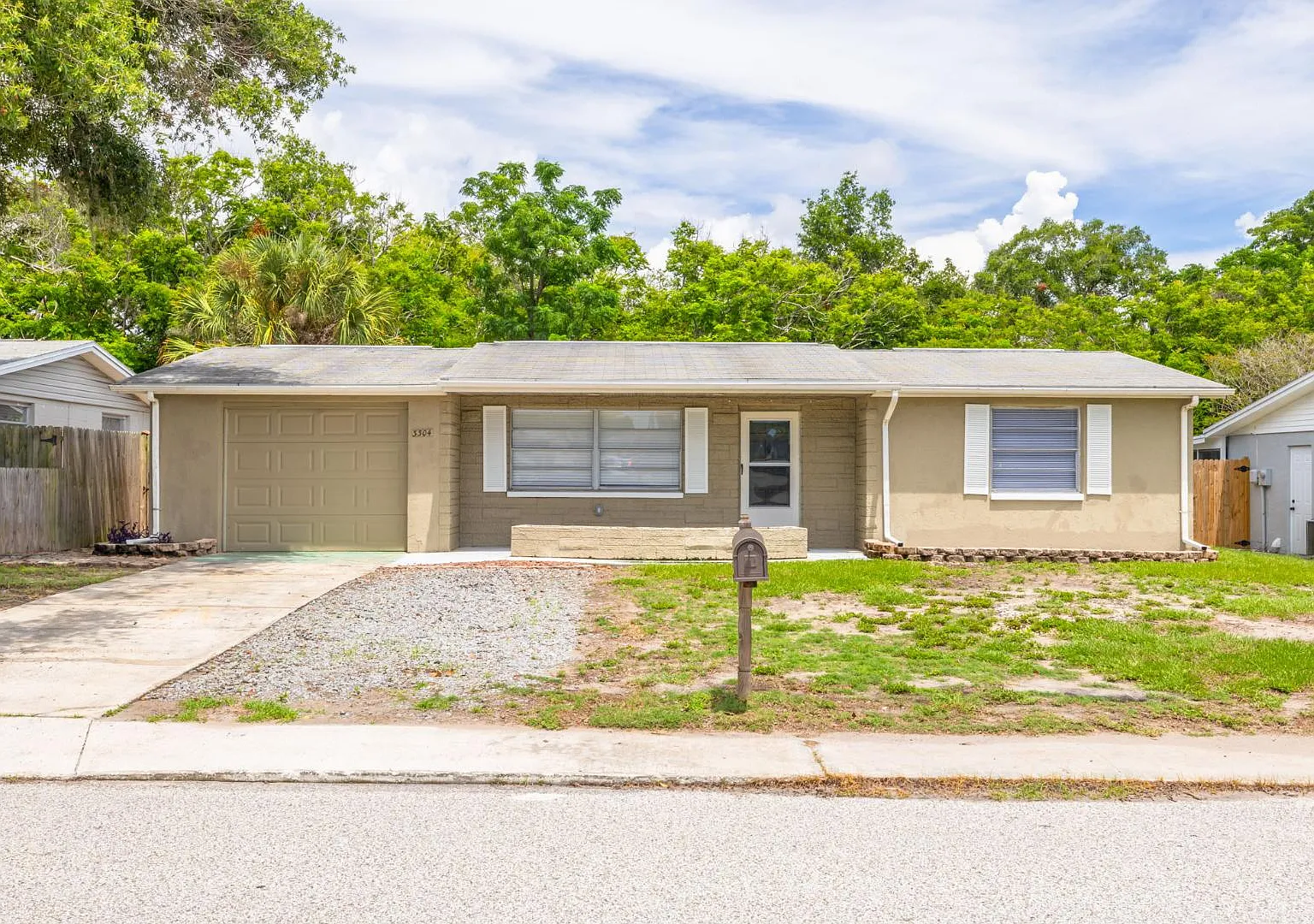 3304 Bluebird Dr — Photo 2