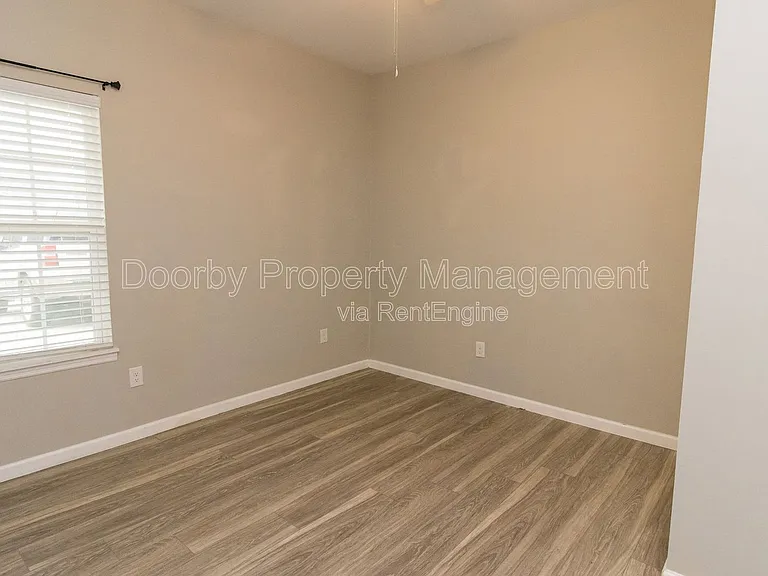 18 Michigan Ln #3 — Photo 10