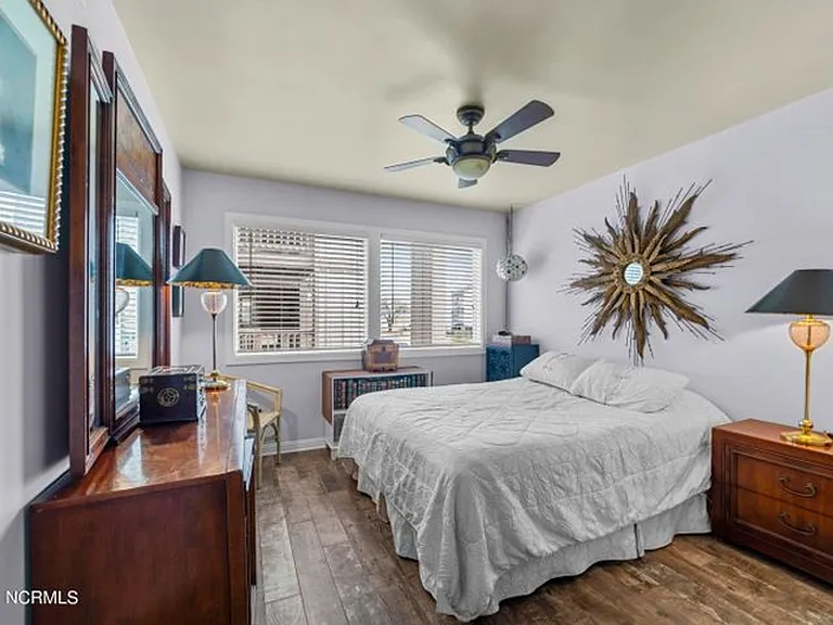 6119 Harbourside Dr — Photo 9