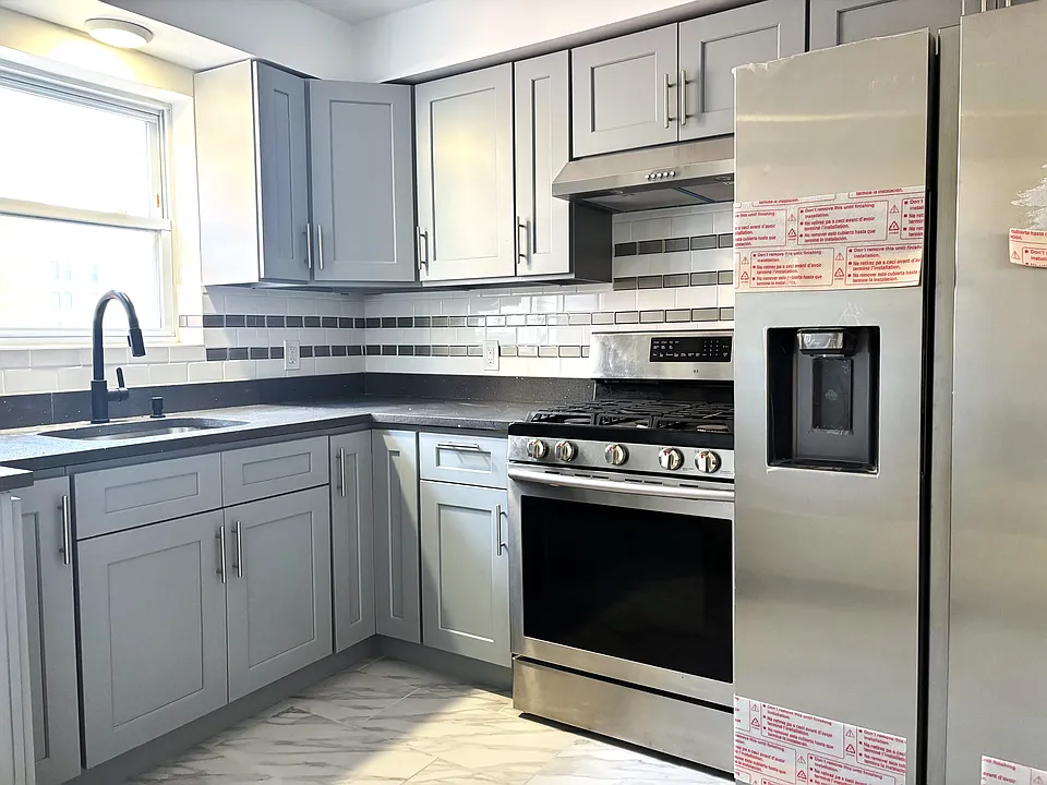 21-14 29th Ave #2R