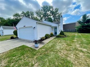 6863 Olde Meadows Ct, Mentor, OH 44060