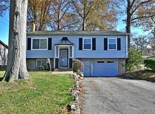 2700 Heather Ln NW, Warren, OH