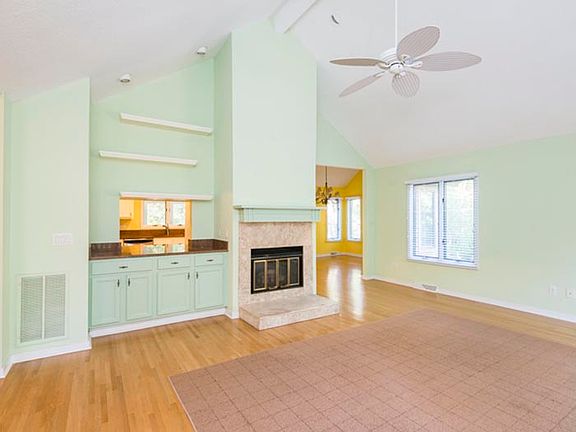 4th image of 119 Spartina Ct