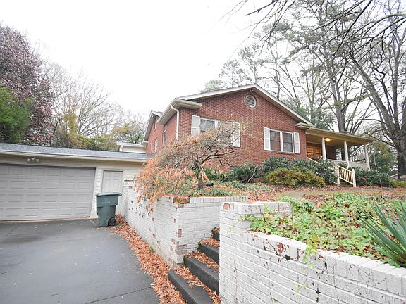 4th image of 640 Miramar St NE