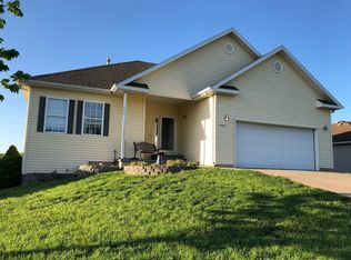 4065 W Ildereen St, Springfield, MO 65807