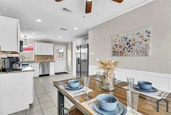 600 Ashcrest Ct — Photo 12
