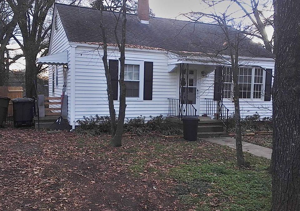 2nd image of 4321 Cornell Ave