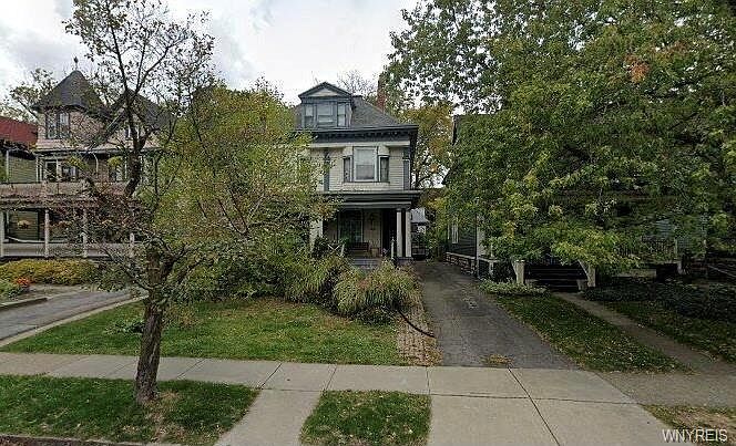 1st image of 700 Auburn Ave