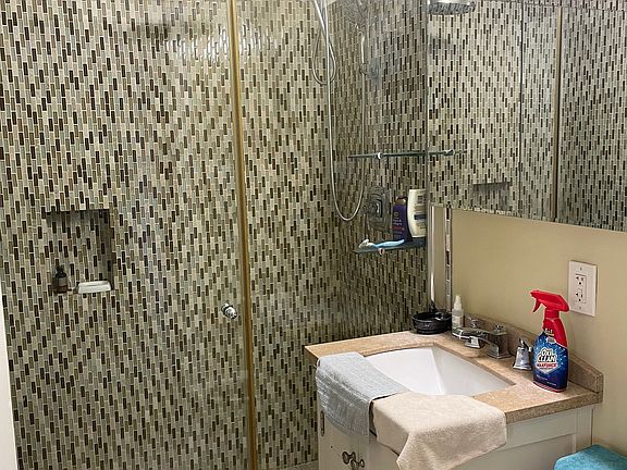 2nd image of 24 Stony Brook Dr APT B6